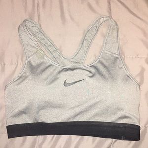 NIKE Sport Bra
